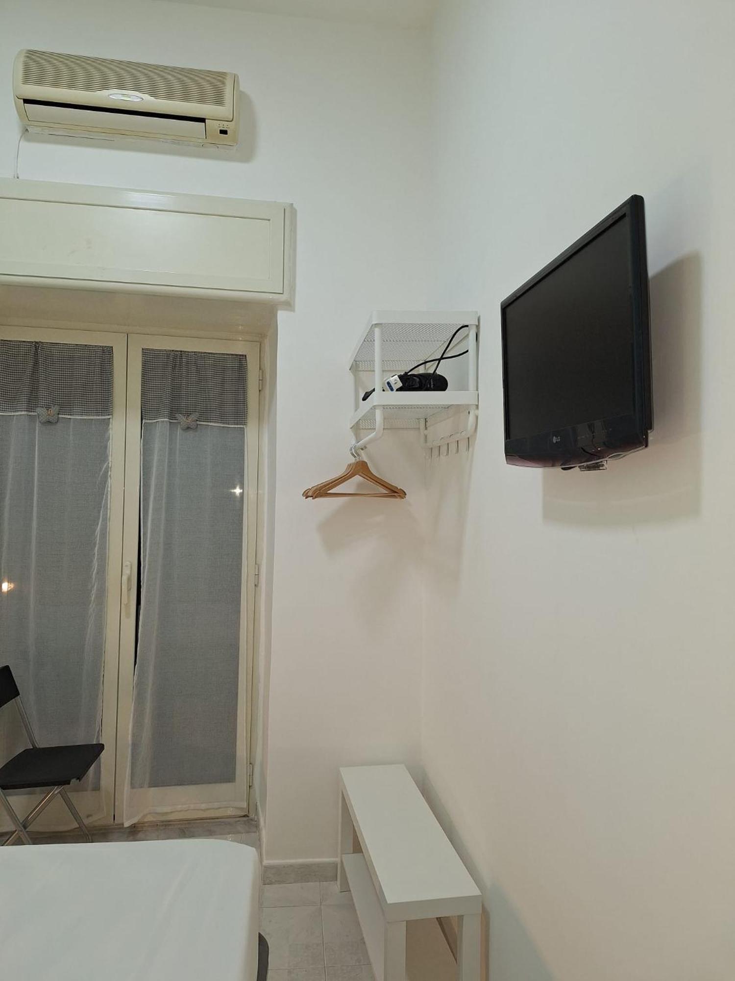Hotel Cisterna'S House Neapol Pokój zdjęcie